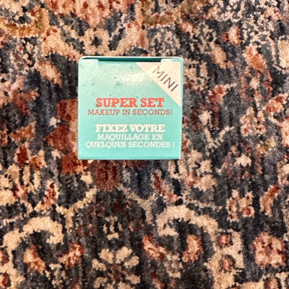 Benefit Cosmetics Mini POREfessional Setter Long-Lasting Makeup Setting Spray - Picture 5 of 8